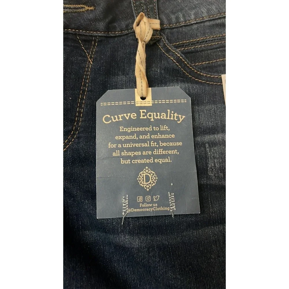 Democracy Dark Wash Blue Jean Shorts - Picture 3 of 8
